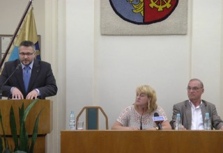 Emocje uchwycone podczas obrad Rady Miasta w Świętochłowicach